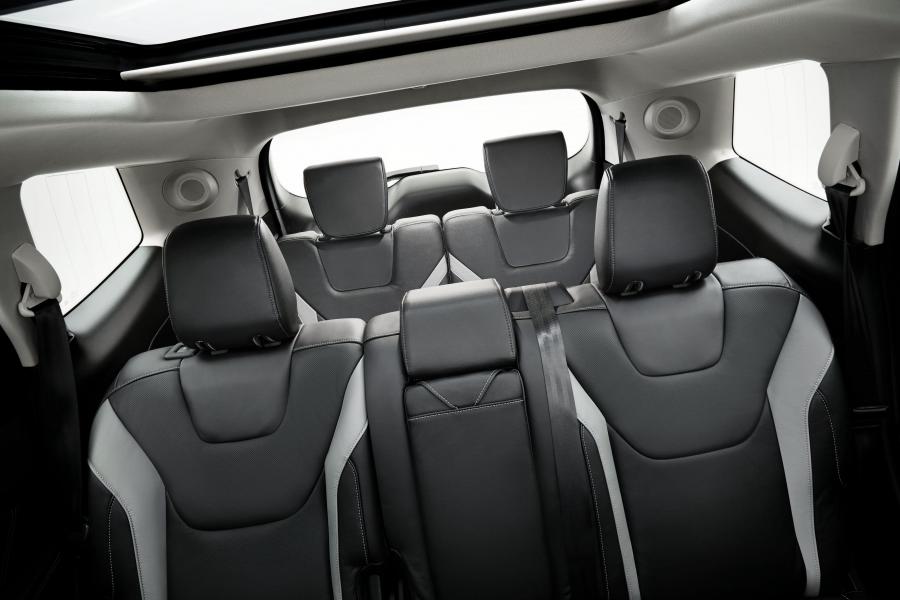  Ford Edge Sport 2015 года  (CN) (фото 4 из 5)